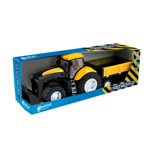 traktor z przyczepą